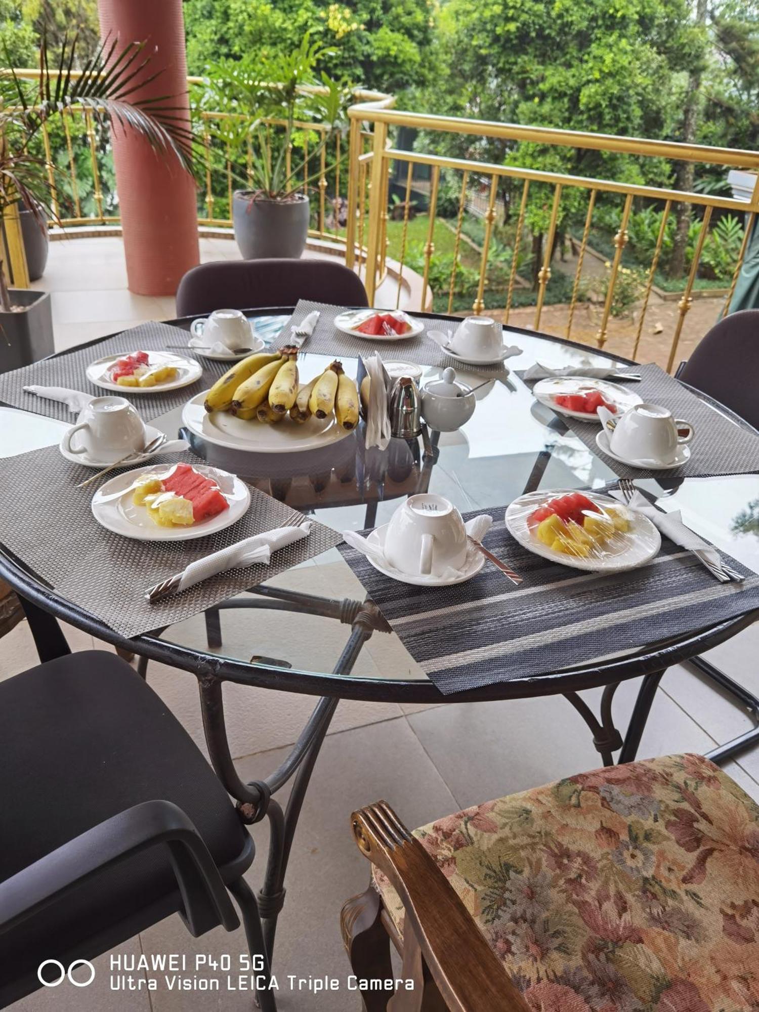 Victoria View Boutique Hotels Kigo Entebbe Exterior foto